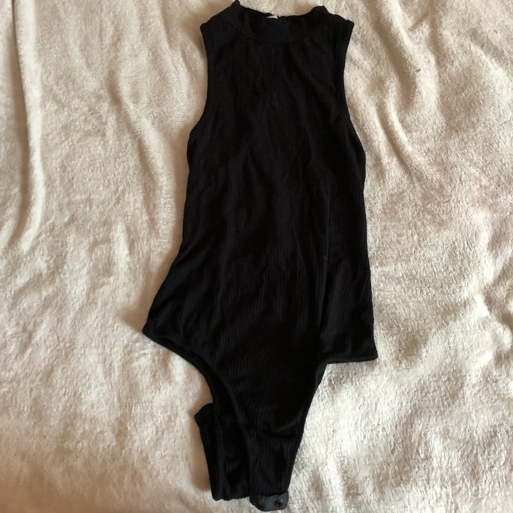 Turtleneck tank